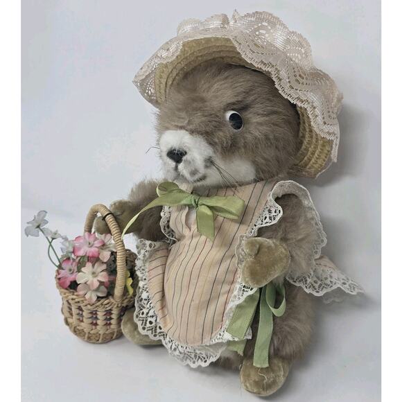 Merrythought Mrs Bumplin Mouse Ironbridge Shrops England Hat Flower Basket 1985 - Picture 2 of 15